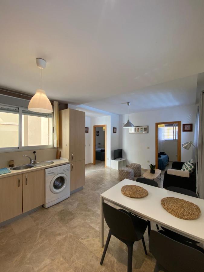 Central Apartment With Patio By Wayra Tarifa Bagian luar foto