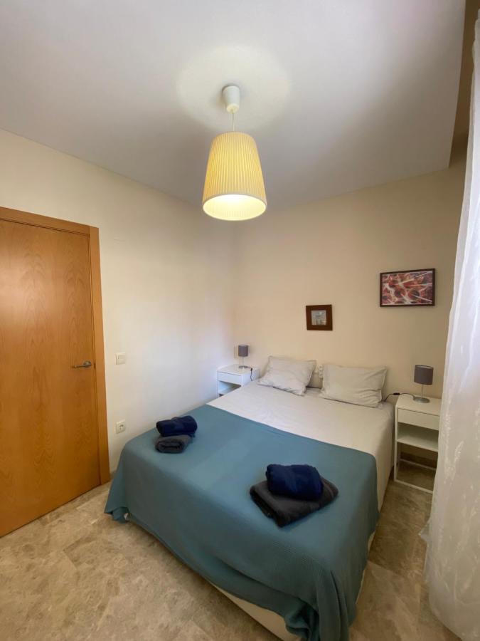 Central Apartment With Patio By Wayra Tarifa Bagian luar foto